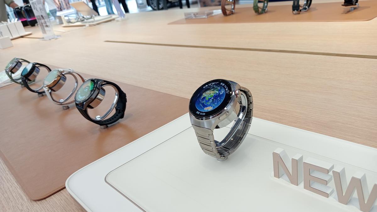 Canggih! Smartwatch Huawei Watch GT 4 Bisa Pantau Kualitas Tidur dan Periode Menstruasi
